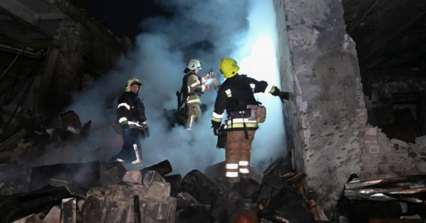 ইউক্রেনের বিদ্যুৎ অবকাঠামোতে রাশিয়ার হামলা