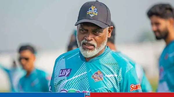 মাঠেই মারা গেলেন ঢাকার সহকারী কোচ