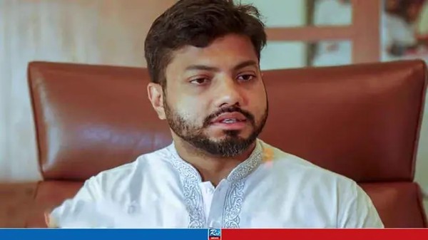 ফেসবুকে ক্ষোভ ঝাড়লেন ইশরাক