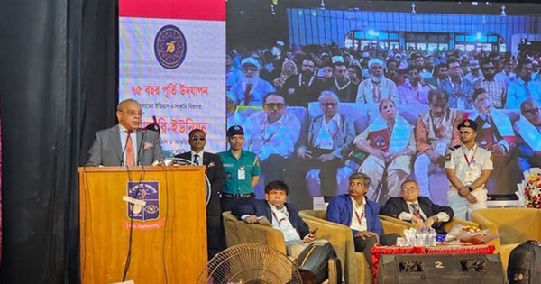 বিচারক সভ্যতার শিকড় না বুঝে আইনের ব্যাখ্যা দিতে পারেন না