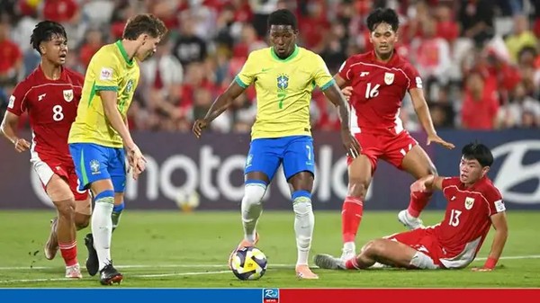 ব্যাক টু ব্যাক জয়ে শেষ ষোলোতে ব্রাজিল