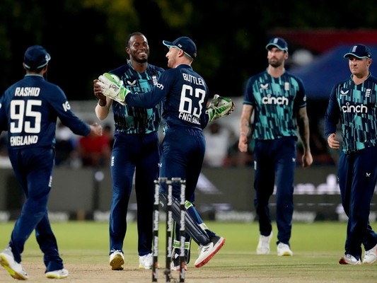 টি-টোয়েন্টি বিশ্বকাপের দল ঘোষণা ইংল্যান্ডের