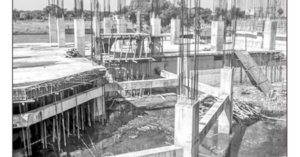 মুখ থুবড়ে পড়েছে ময়মনসিংহ শিশু হাসপাতালের নির্মাণকাজ