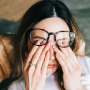 নতুন চশমা চোখে দেওয়ার পরই ব্যথা বা আবছা দেখার সমস্যা হচ্ছে? জানুন করণীয়