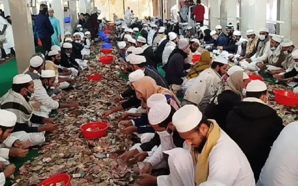 পাগলা মসজিদে এবার পাওয়া গেল ১১ কোটি ৭৮ লাখ টাকা