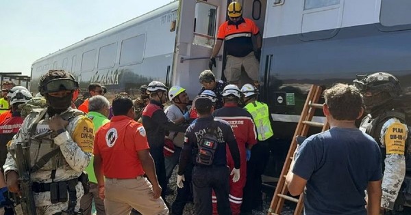 মেক্সিকোর ওয়াক্সাকায় যাত্রীবাহী ট্রেন লাইনচ্যুত, নিহত ১৩