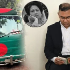 মাকে নিয়ে জানাজাস্থলে তারেক রহমান