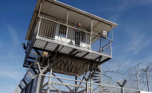 ফিলিস্তিনি বন্দিরা কখনও সূর্যের আলো দেখেন না