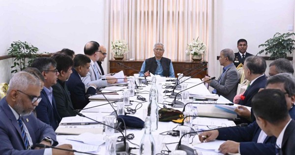 নির্বাচন সামনে রেখে সাইবার নিরাপত্তা জোরদারের নির্দেশ প্রধান উপদেষ্টার