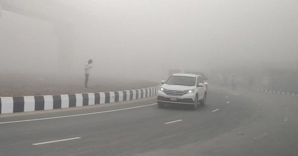 ঢাকায় মাঝারি কুয়াশায় শীতের দাপট অব্যাহত