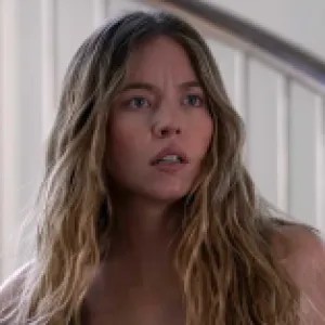 অনলাইনে আবারও অভিনেত্রীর অন্তরঙ্গ দৃশ্য ফাঁস!